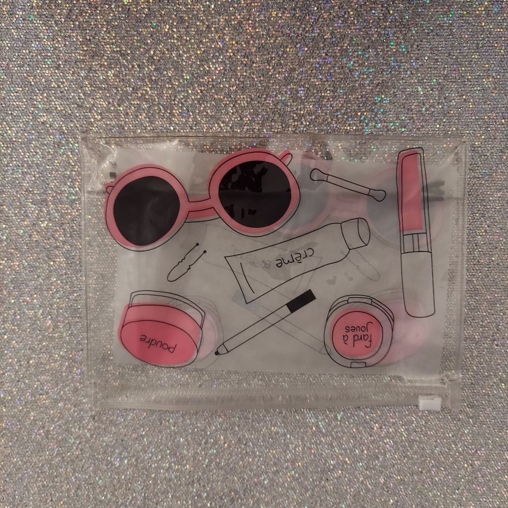 Kawaii Clear Makeup Bag - Picture 4 of 5